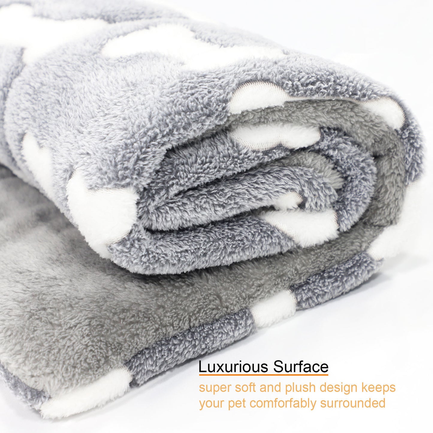 Cozy Self-Heating Cat Bed – Reversible Fleece Mat for Pets